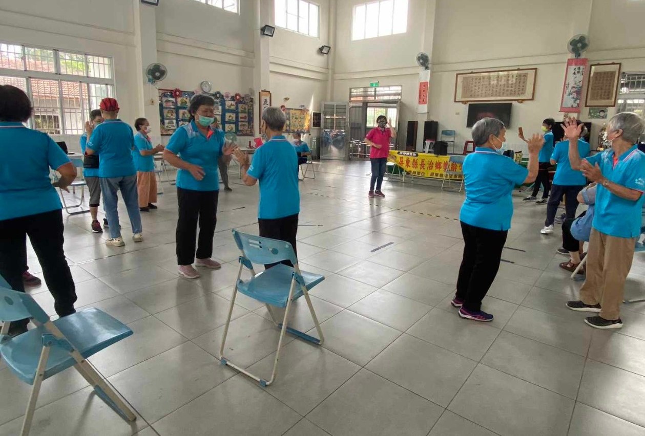 樂齡律動(標題圖檔)