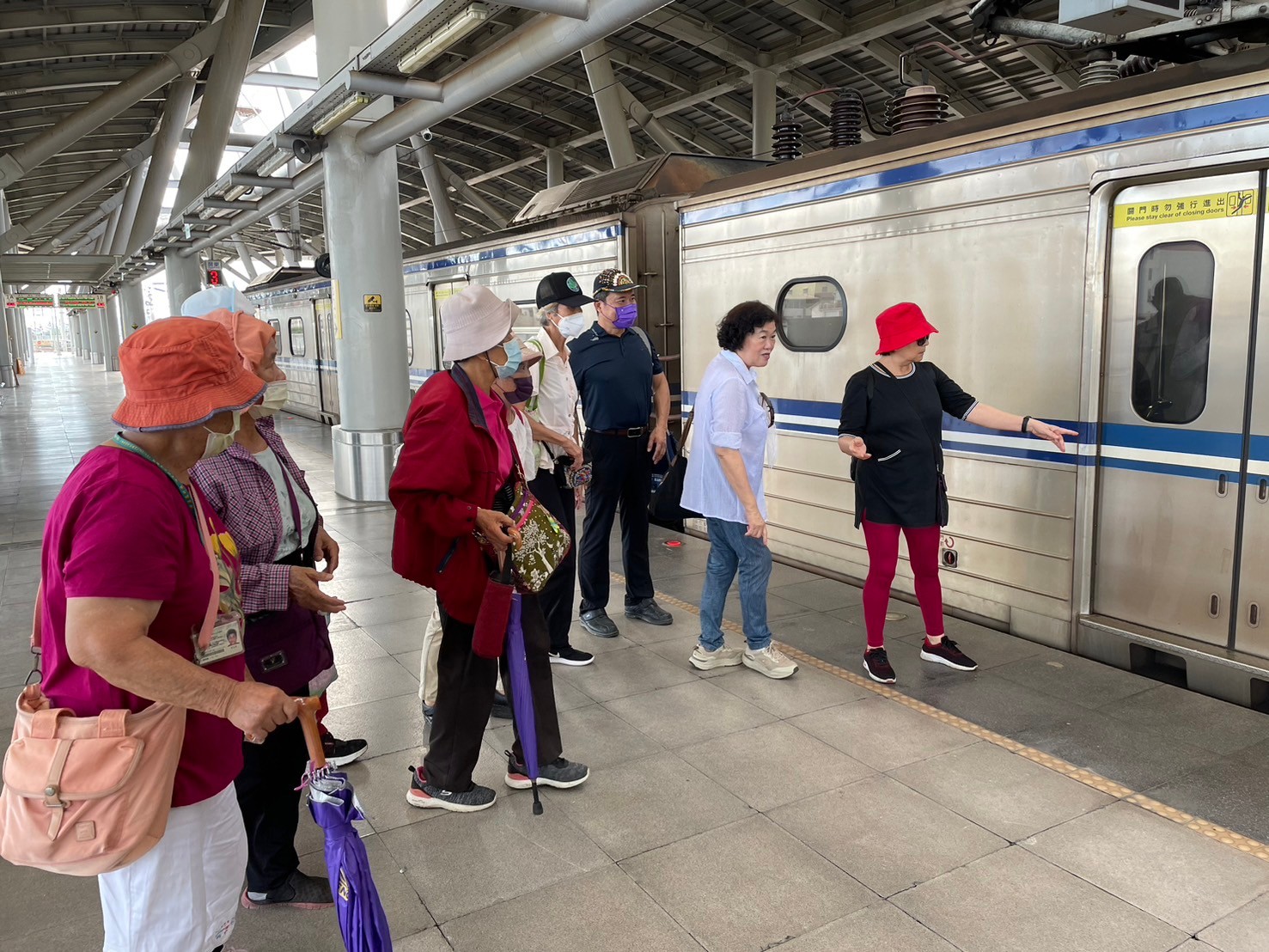 戶外教學(標題圖檔)