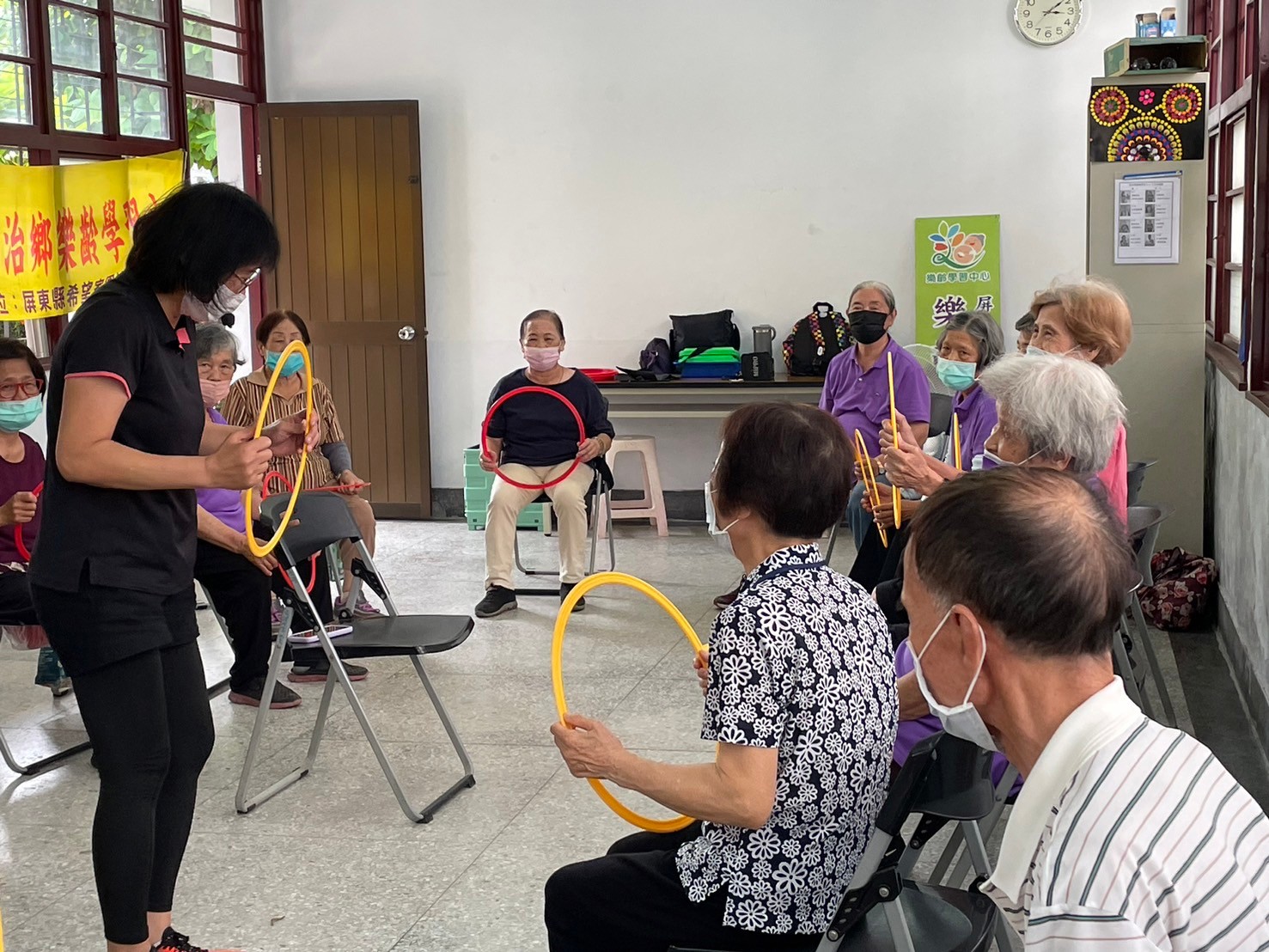 樂齡學習-動腦動身體(標題圖檔)