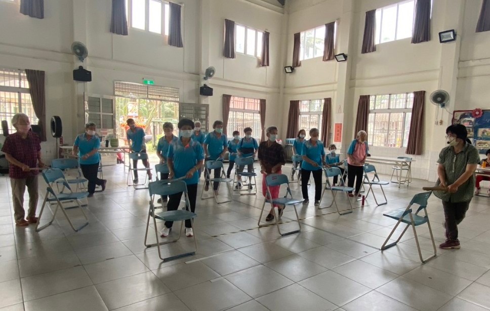 快樂學習 樂而忘齡(標題圖檔)