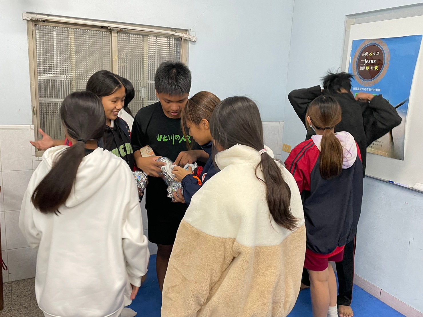 課輔班-聖誕禮物(標題圖檔)