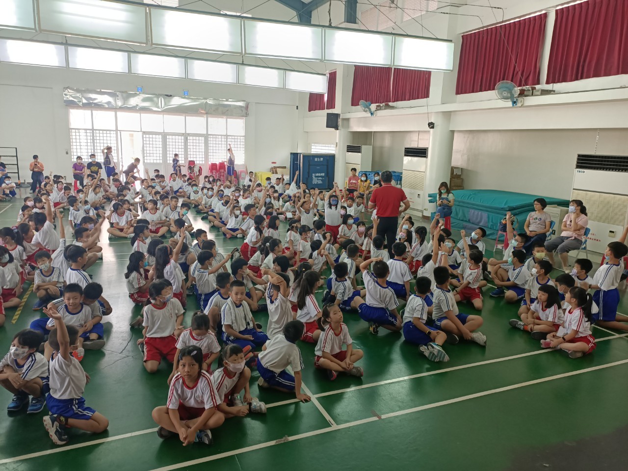 優秀臨演(標題圖檔)