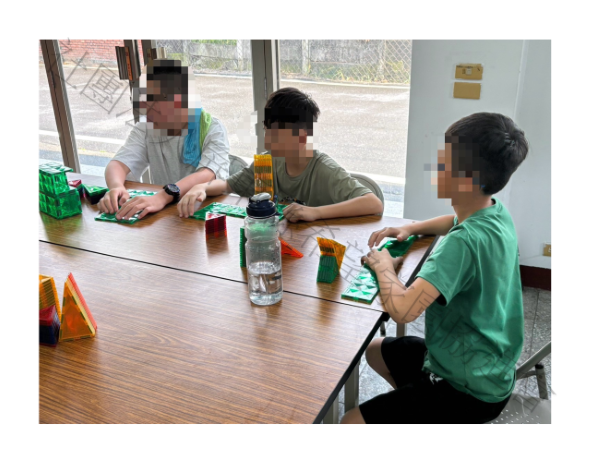 暑假特別活動(標題圖檔)